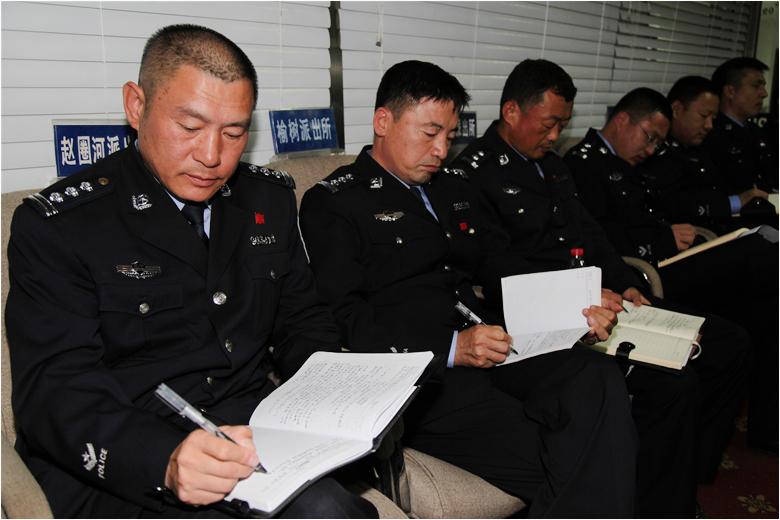 社區(qū)警務(wù)隊(duì)工作總結(jié)_2020年社區(qū)警務(wù)工作總結(jié)_警務(wù)隊(duì)社區(qū)總結(jié)工作方案