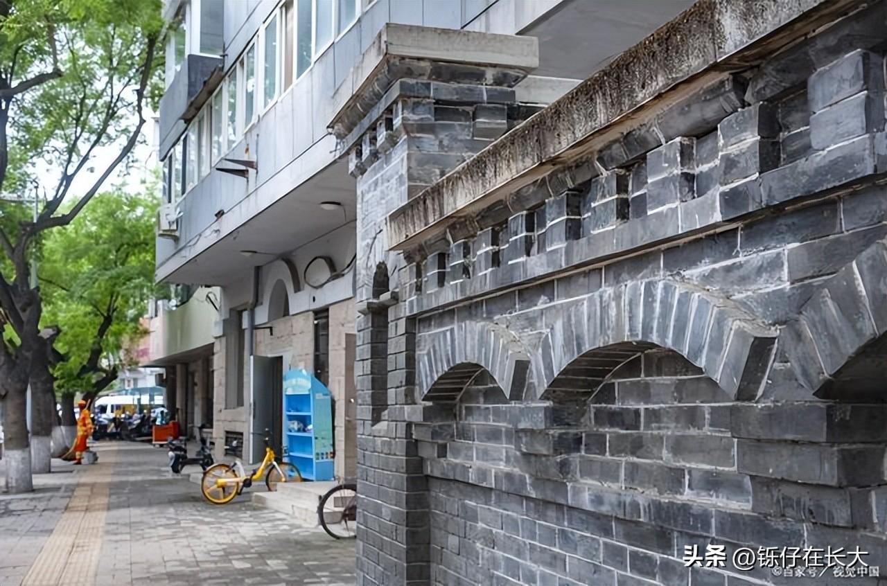 成都景點(diǎn)旅游攻略_熱門景點(diǎn)攻略成都有哪些_成都熱門景點(diǎn)攻略